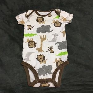 🍏Jungle animal onesie 3 months